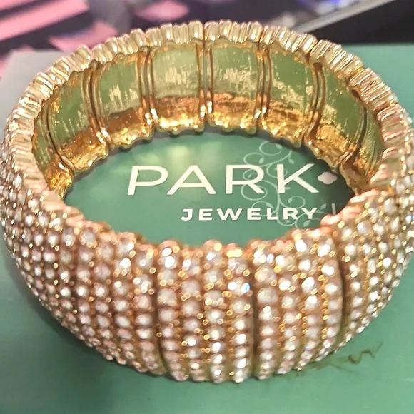 Park Lane FOXY Bracelet LIMITED EDITION - Picture 1 of 3